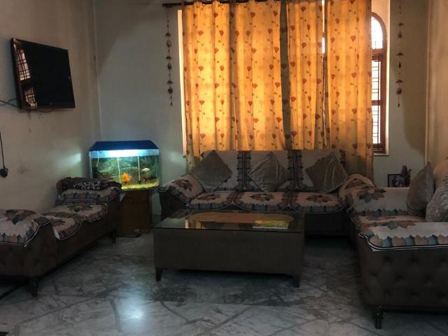 Sector 12 A Gurgaon 5 Bedroom 200 Sq. Yd. Independent House in Gurgaon Village Gurgaon Listing ID: #10203