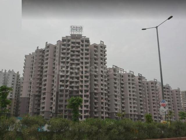 Sector 77 4.5 BHK Apartment For Sale Noida