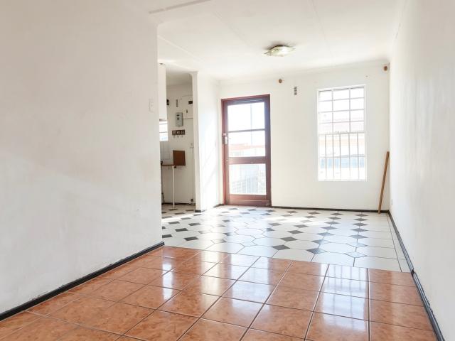 Secure 2 Bedroom House To Let – Rocklands