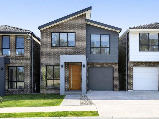 SECURE 4 BED TOWNHOUSE WITH ONLY 2% DEPOSIT!