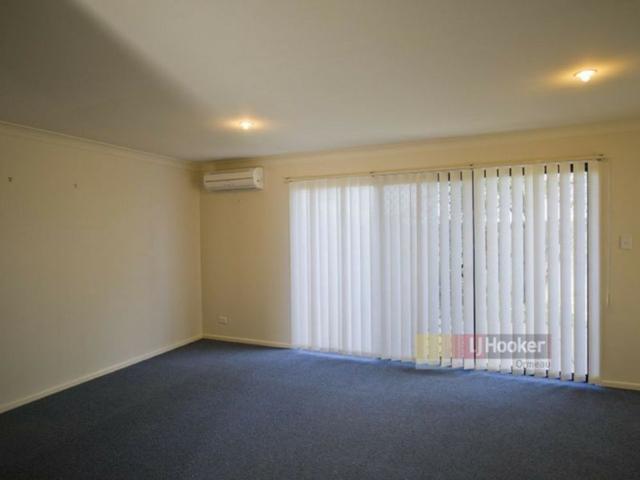 Secure Complex, Resort Style Living!