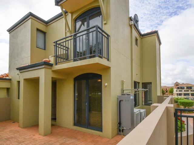 Secure Canal Style Living with Private Jetty!