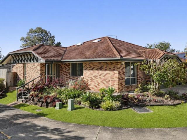 Secure Gated Community surrounded by great Schools minutes to Burleigh