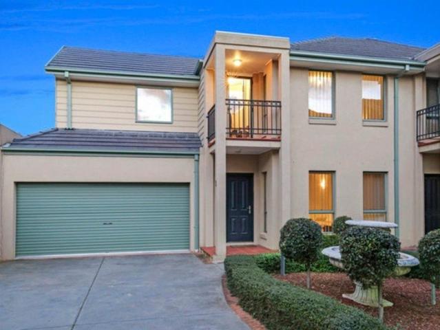 Secure Gated Living in the Heart of Taylors Lakes!
