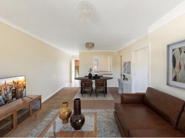 Secure, Easy Care Living Close to Everything
