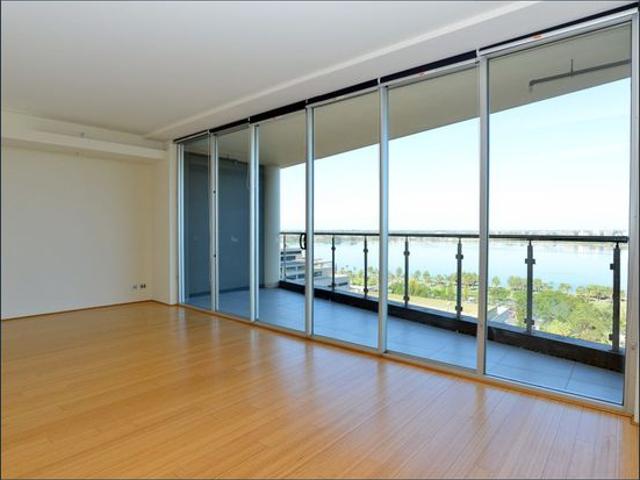 SECURE & ELEGANT APARTMENT