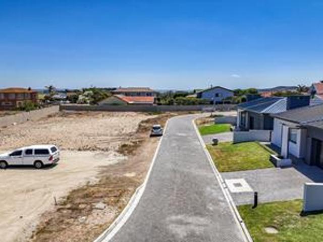 secure estate living with premium pl.