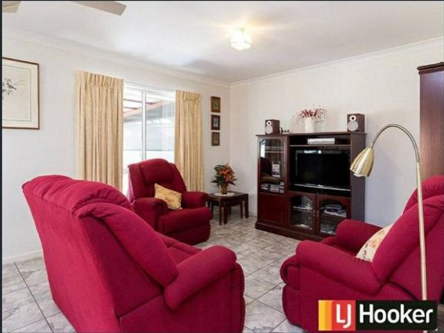 Secure family home in perfect & private location
