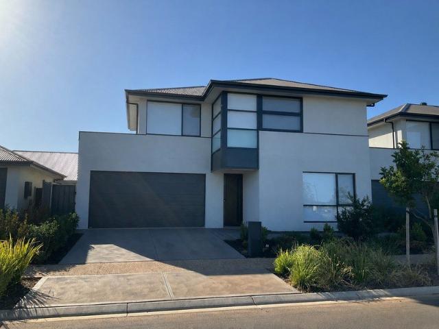 Secure Investment with Modern Appeal & Strong Rental Potential Defence Housing Australia. Secure Lease Until 2031