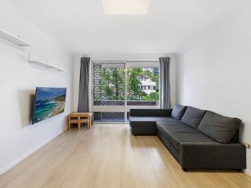Oversized 1 Bed | Double Brick | Large Lock up Garage | Walk to Station & Westfield