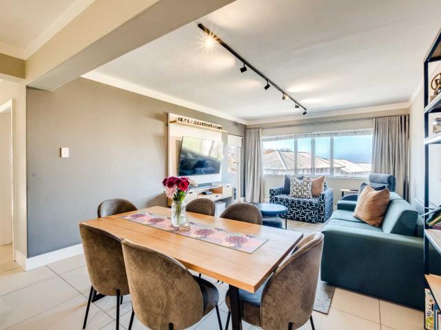 Secure, lock up and go living in the highly sought after Robyndale!