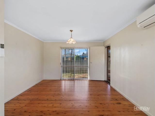 Secure Living with a Fully Fenced Yard