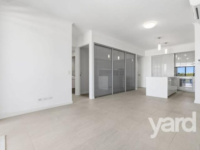 Secure, Modern and Light Apartment!