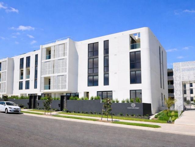 Secure North Facing First Floor Apartment with Spacious Terrace