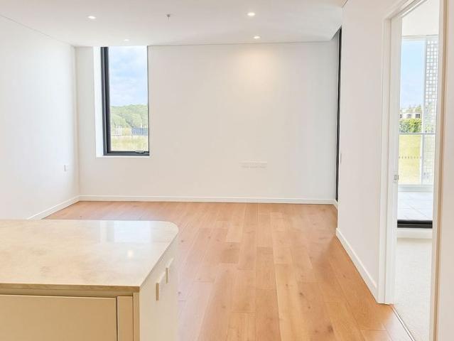 Secure North Facing First Floor Apartment with Spacious Terrace