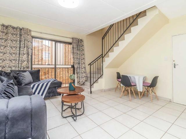 Secure, Spacious, and Pet Friendly 3 bedroom Townhouse in Wilgeheuwel