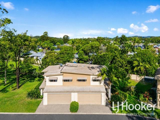 Secure, Spacious & Move In Ready Townhouse in Prime Location!