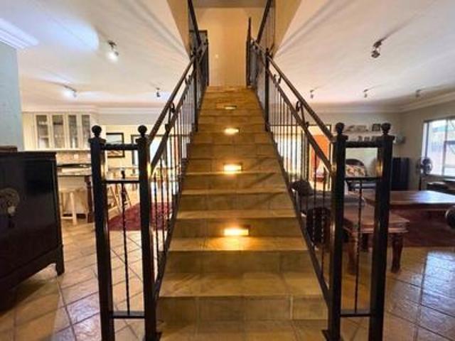 secure, stylish estate living in sou.