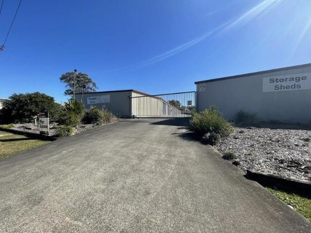 Secure Storage Facility Sheds located in Hargreaves Drive!