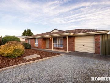 Secure, Sun Filled Living in a Peaceful Cul De Sac