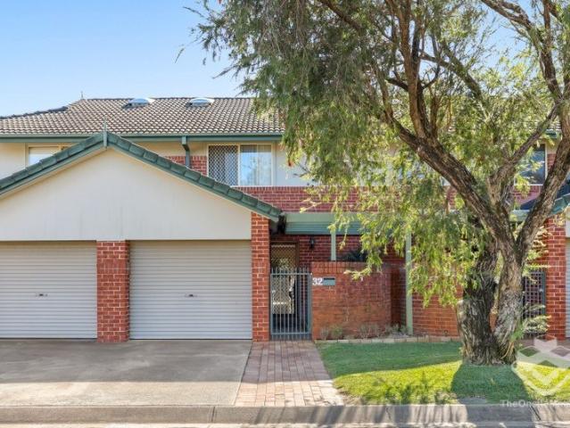 Secure Resort Lakeside Living | Low Body Corporate | Effortless Investment | Expectional Lifestyle