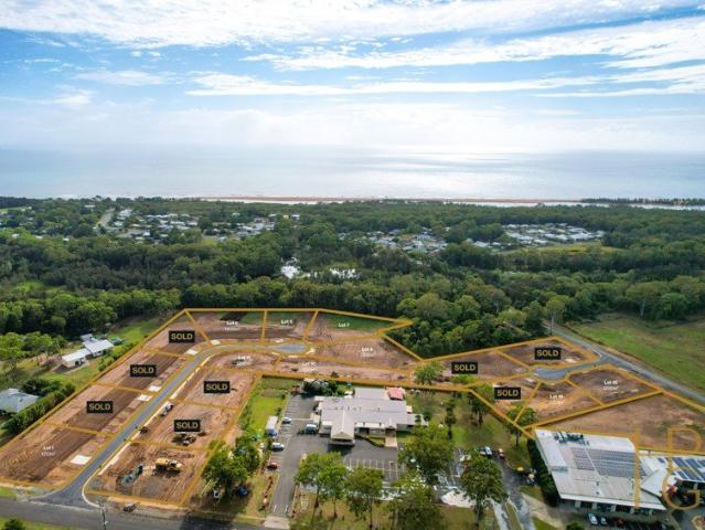 Secure Your Coastal Lifestyle at Moore Park Beach