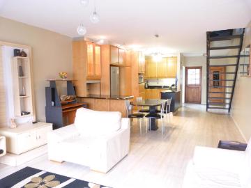 Security complex home to rent in Meer en See