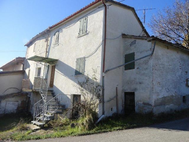 Secchiano 10 vani 200mq