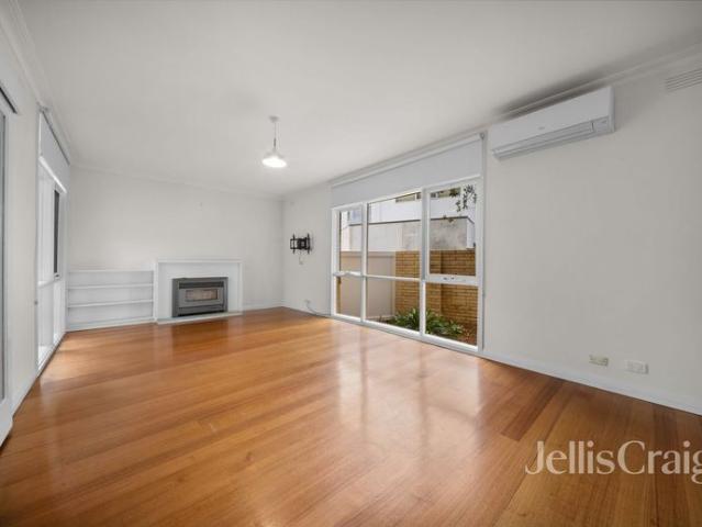 Secluded Bayside Living in an Exceptional Location