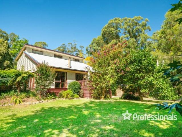 SECLUDED FARMLET ON 3.5 ACRES