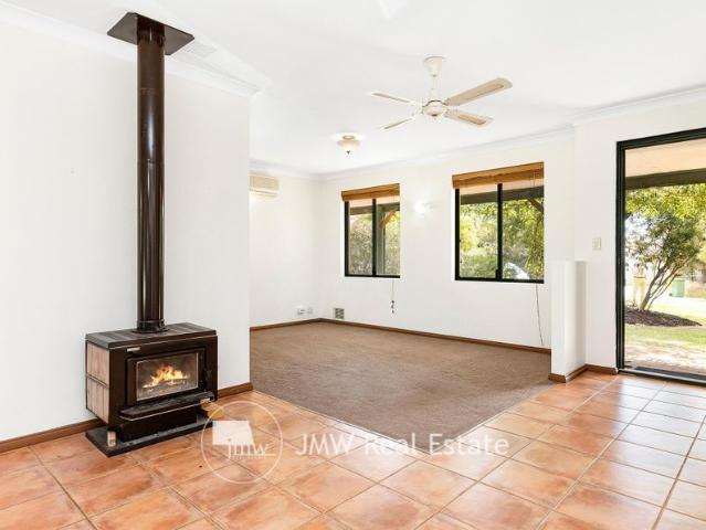 Furnished Secluded Gem