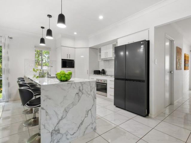 Secluded Modern Home with Pool & Dedicated Boat/Caravan Parking