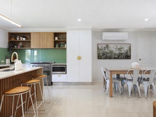 Secluded Robina Woods Entertainer on 1,115m2 Block