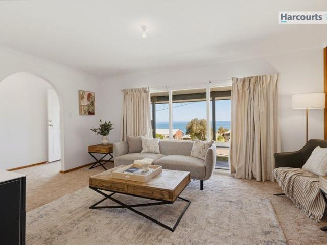Secluded Serenity, Stunning Views!
