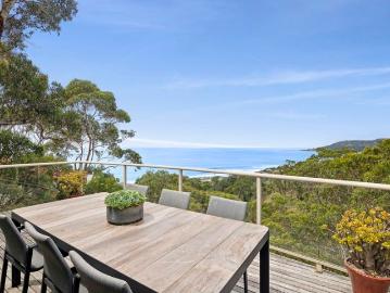 SECLUSION ON SUMMERHILLS