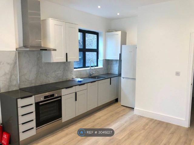 Second Avenue, London NW4, 1 bed flat to rent, £1,800 pcm | PrimeLocation