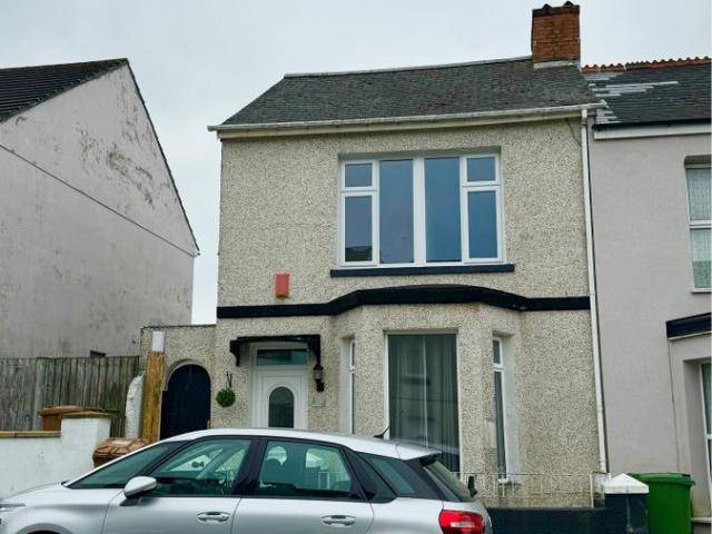 Second Avenue, Plymouth, Devon PL2, 3 bed terraced house to rent, £1,100 pcm | PrimeLocation