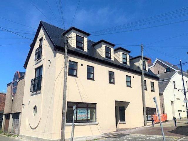 Second Floor Flat, Richard Deere House CF36, 2 bed flat to rent, £850 pcm | PrimeLocation
