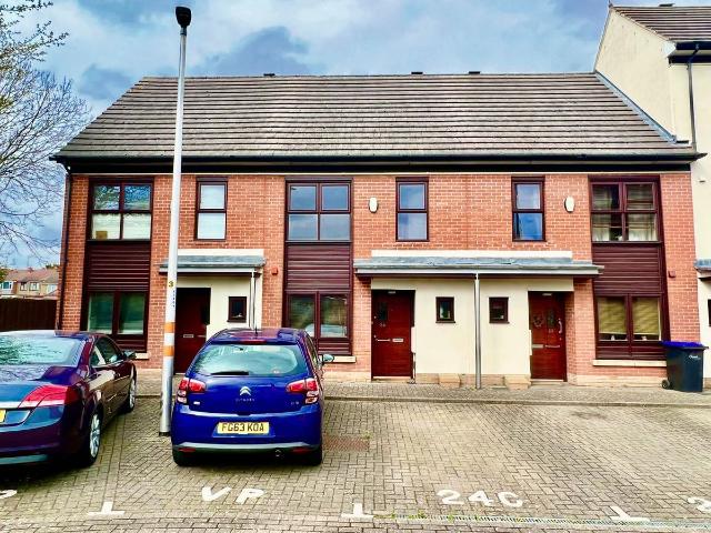 Second Lane, Northampton NN5, 2 bed terraced house to rent, £1,100 pcm | PrimeLocation