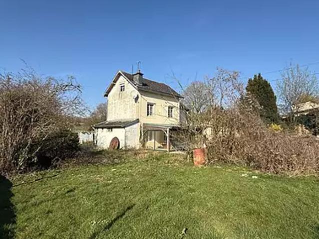 Sedan 08200 Achat / Vente maison 6 pièces t6 au dernier étage cave