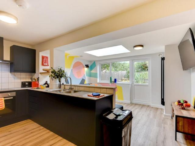 Sedgemoor Road, Bath BA2 1 bed in a house share to rent £953 pcm £220 pw