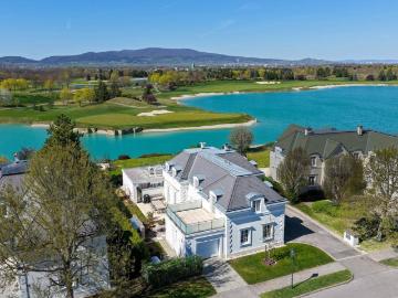 Seevilla im Golfresort FONTANA mit direktem Wasserzugang