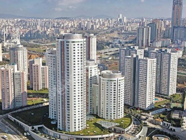 Seeworld Ağaoğlu My World Andromeda 1+1 Boş 70m2 Ataşehir