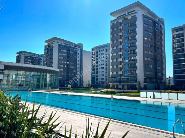 Seeworld Aquacity 2010 136m2 2+1 Teras Balkonlu Satılık