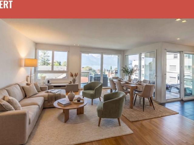 SEE UND BERGSICHT AN DER RIVIERA MODERNE 4.5 ZIMMER WOHNUNG