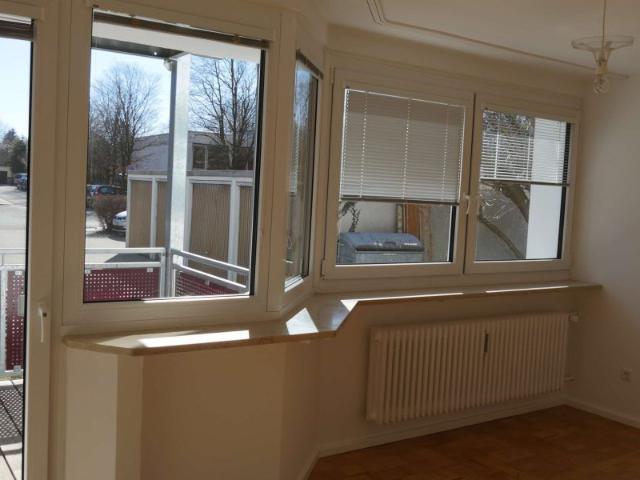 SEEBAUER | 3 Zimmer Germering – super hell! | zusätzlicher ca. 40 m² Hobbyraum