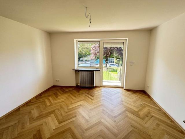 SEEBAUER | Großes saniertes Haus für Familien – 2 Garagen, Wallbox