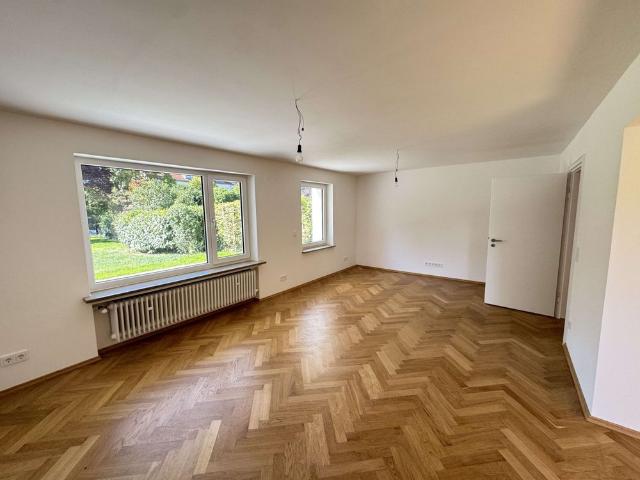 SEEBAUER | Großes saniertes Haus für Familien – 2 Garagen, Wallbox