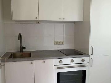 SEEBAUER | ruhige und helle Wohnung in Moosach – EBK, Südbalkon