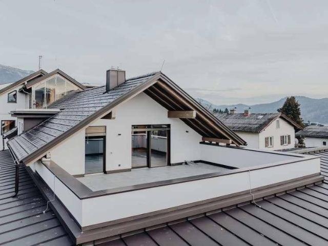 Seeblick / Provisionsfrei Luxus Penthouse mit elegantem Wohnstil in Seeboden direkt vom Bauträger